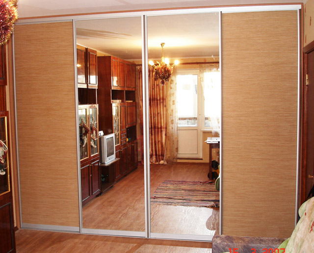 Шкаф 4-x дверный бамбук и зеркало